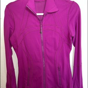 Lulu lemon define jacket- Rare color magenta I can’t find online